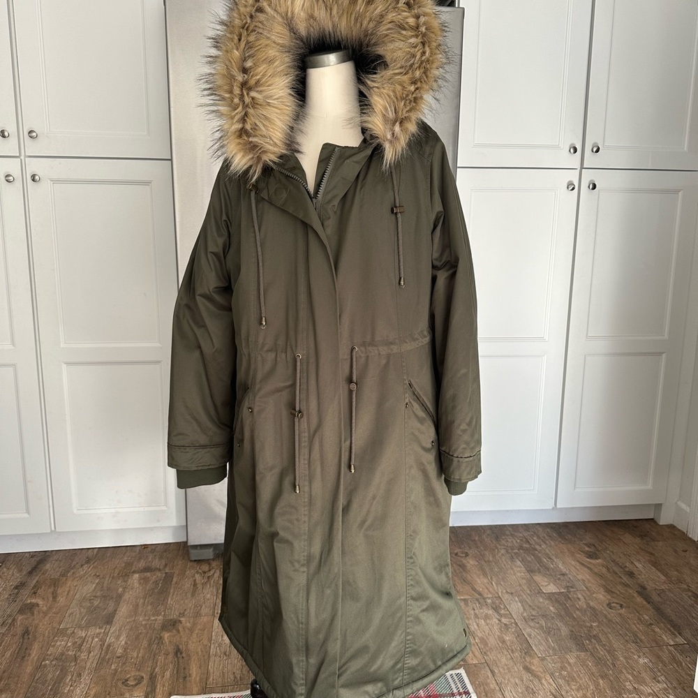 Torrid Longline Puffer Jacket with Removable Faux Fur Trim